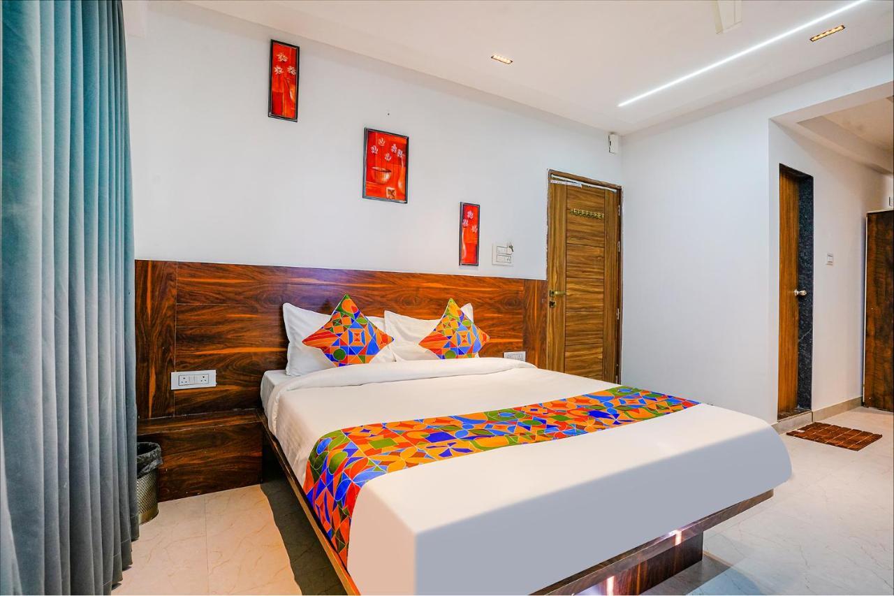 Fabhotel Crystal Inn - Nr Suvarndeep Chowk Pimpri-Chinchwad Екстериор снимка