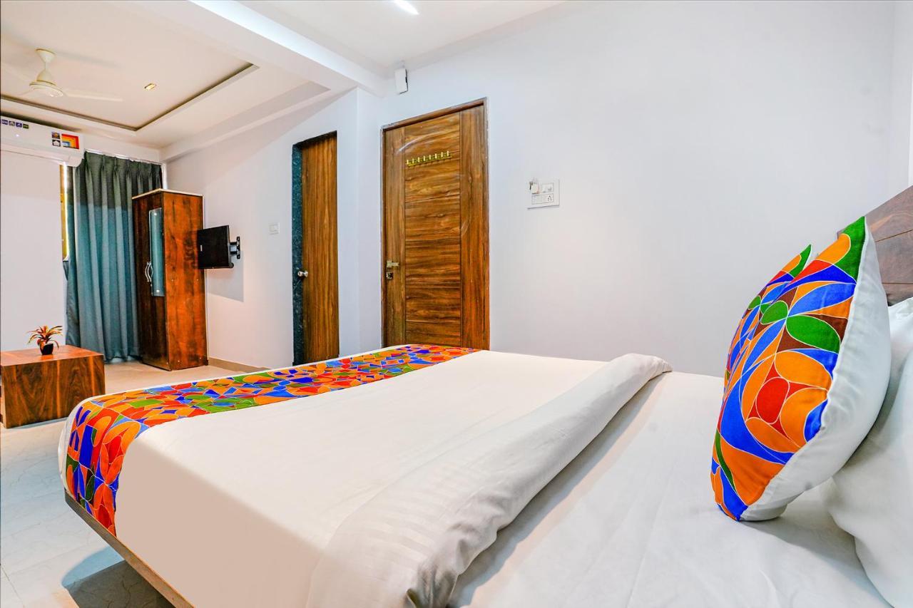 Fabhotel Crystal Inn - Nr Suvarndeep Chowk Pimpri-Chinchwad Екстериор снимка